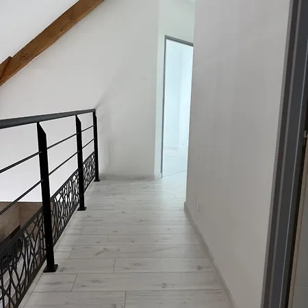 Magnifique Grange Rénovée à Lioujas Hébergement de vacances *